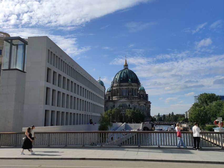 Berlin: Museum Island Guided Walking Tour - Carlo, group size, and the human side of the tour