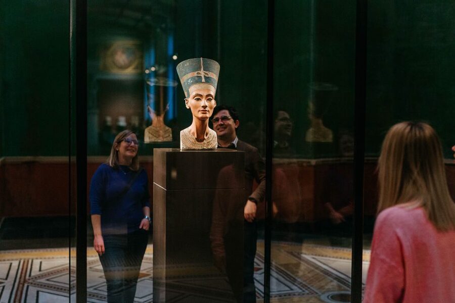 Berlin: Neues Museum Entry Ticket - How to use the audio guide