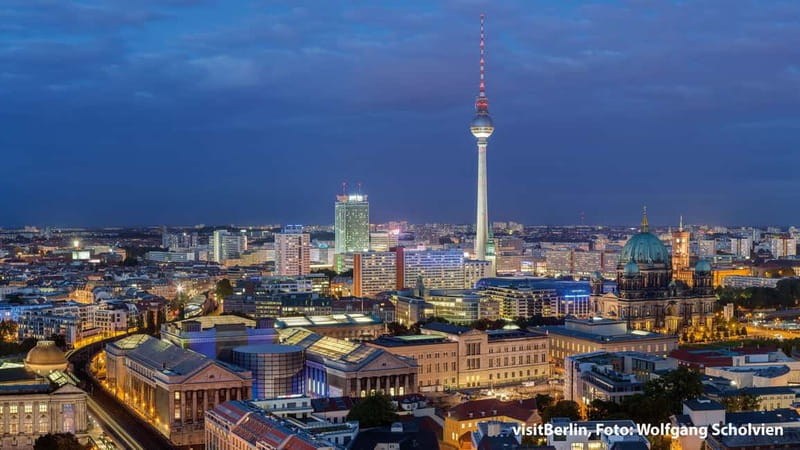 Berlin WelcomeCard: Museum Island & Public Transport - Collection, validation, and the physical card