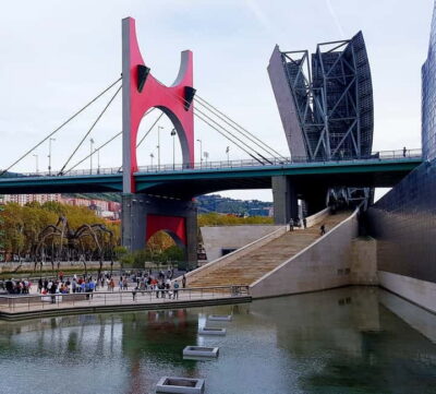 Guggenheim Bilbao museum in spanish Ticket included