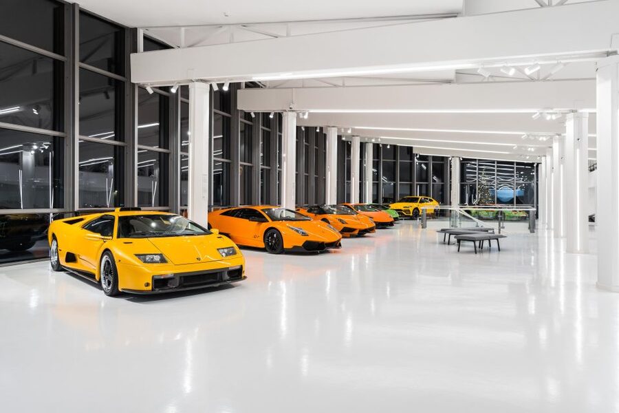 Bologna: Lamborghini Museum Entrance Ticket - The Sian and Countach LPI 800-4 Point Toward the Future