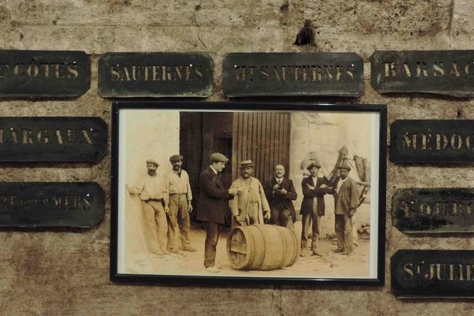 Bordeaux Wine and Trade Museum Admission Ticket with Wine Tasting - Why the self-guided format matters