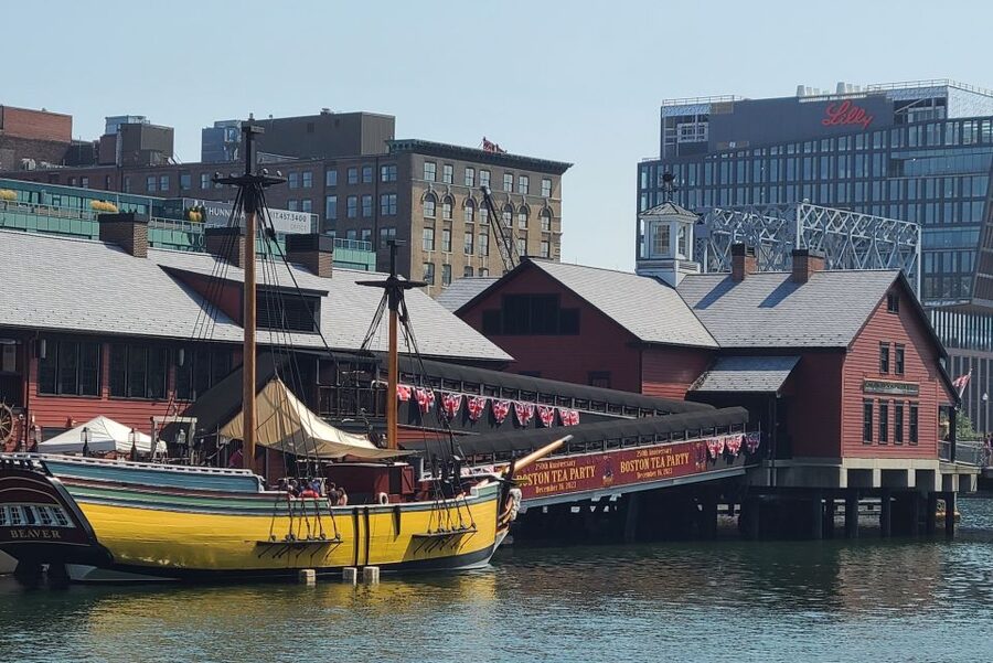 Boston: Boston Tea Party Ships and Museum Interactive Tour - The Boston Tea Party in one lively hour