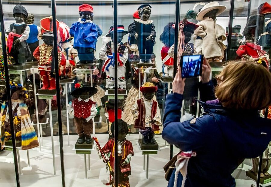 Brussels: 48 Museums, Atomium, and Discounts Card - Discounts beyond museum doors