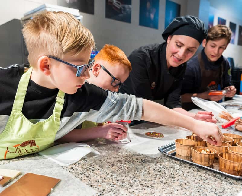 Brussels: Chocolate Museum Visit with Workshop - Who will enjoy this most
