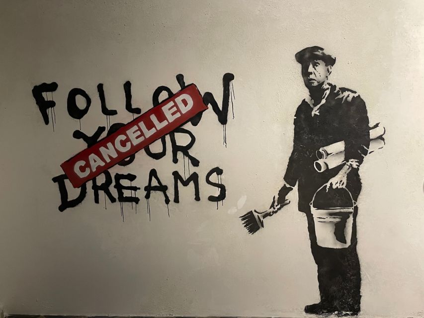Brussels: The World of Banksy Museum Permanent Exhibition - The gift shop and the end of the visit