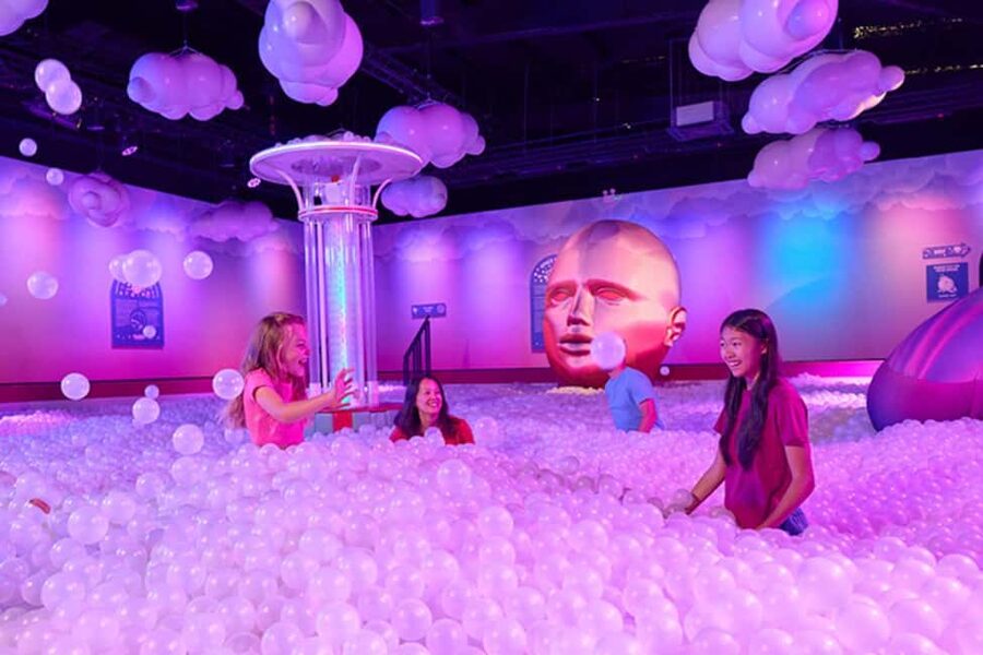 Bubble Planet Berlin: An Experience Museum for All Your Senses - Twelve-plus rooms with different moods