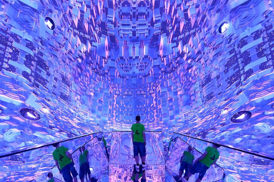 Budapest: Light Art Museum Skip-the-Line Entry Ticket - Who should book the Light Art Museum?
