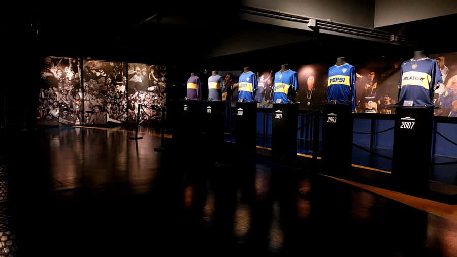 Buenos Aires: Tickets to Boca Juniors Museum & Stadium - Language and group size