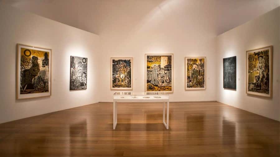 Buenos Aires: Walking City Tour with Colón Theater & Museums - Choosing one attraction or booking both