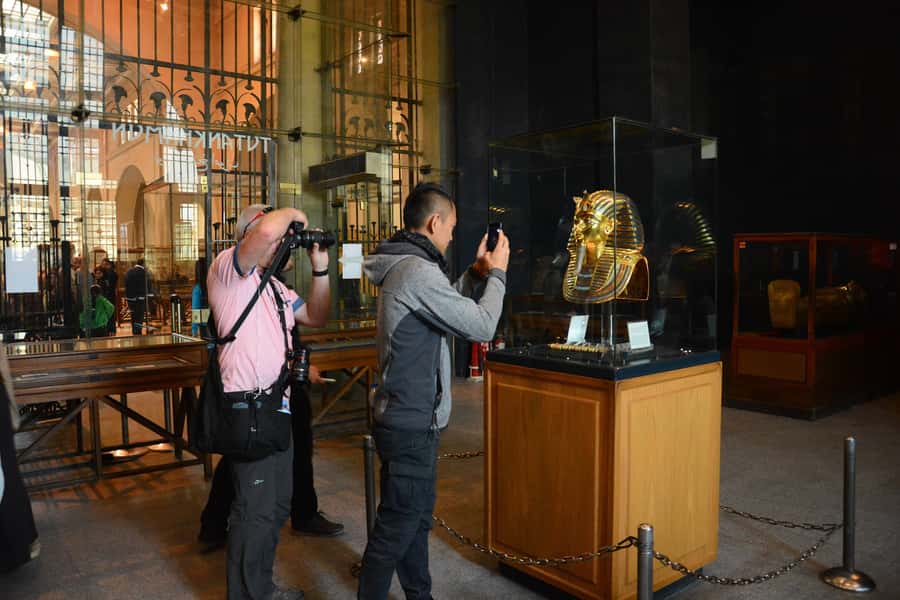 Cairo: 2-Day Pyramid, Museum, Bazaar Private Tour - The Giza Pyramids and Great Sphinx