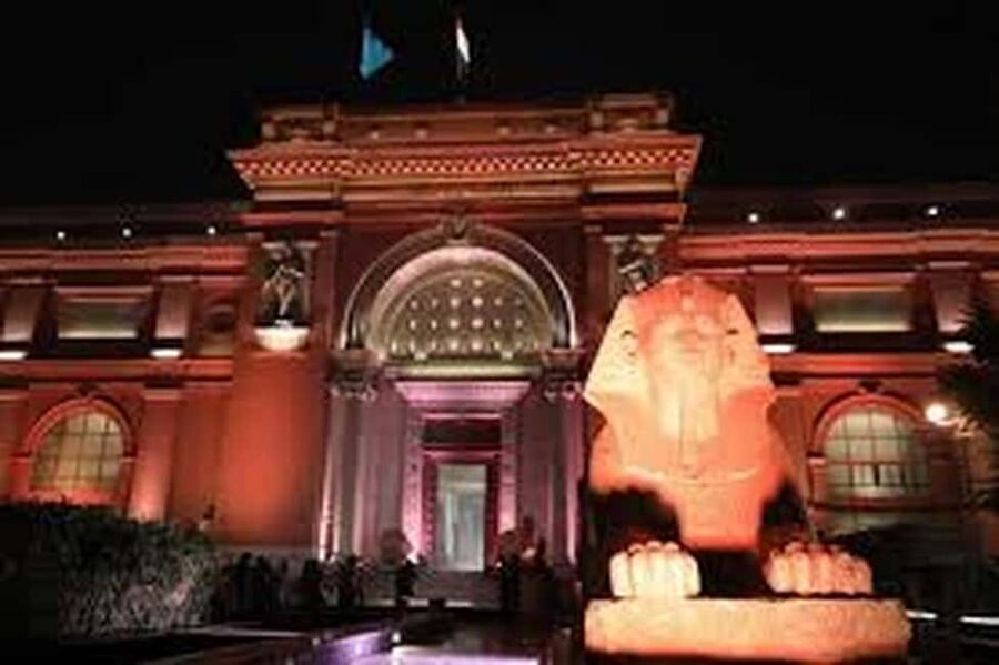 Cairo Day Tour: Pyramids, Museum, Camel Ride & Local Lunch - Taking a local lunch break