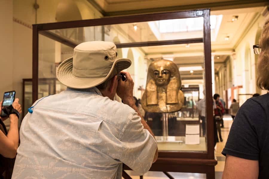 Cairo: Egyptian Museum, Pyramids & Bazaar Tour - Camel rides and carriage trips: optional fun, possible time drain