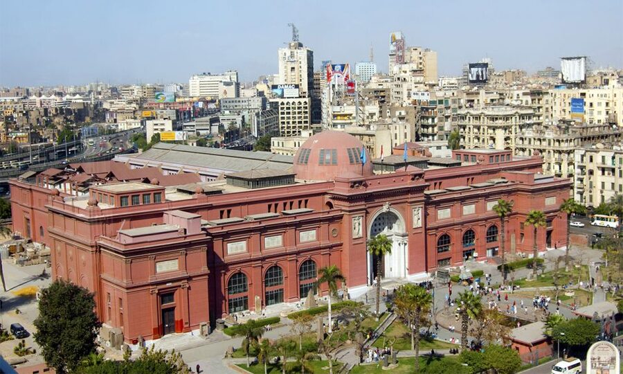 Cairo: Giza Pyramids, Egyptian Museum & Nile Dinner Cruise. - Guides, languages, and group choices
