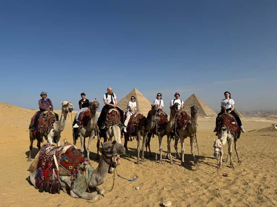 Cairo: Giza Pyramids & Grand Egyptian Museum Tour with Lunch - A full day built around Cairo’s two big sights