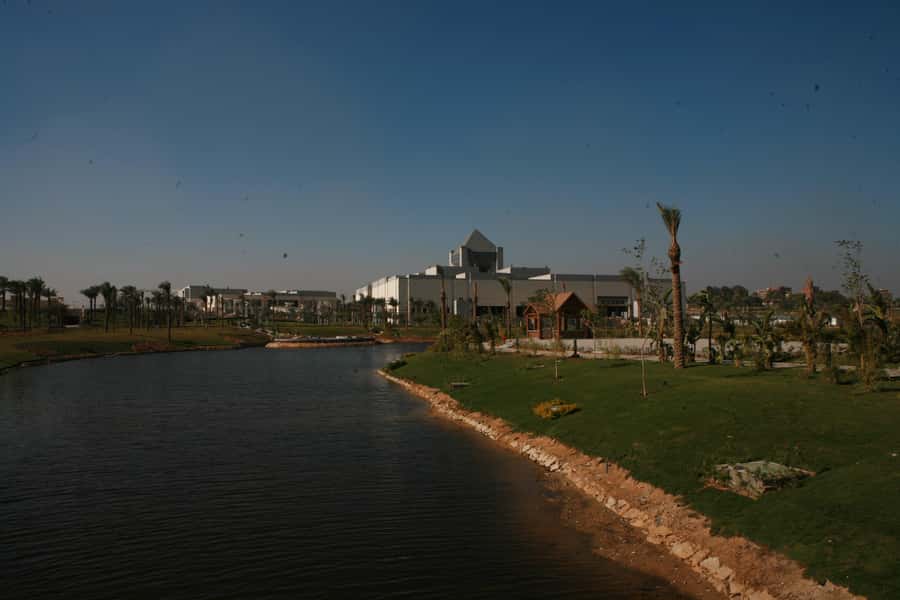 Cairo: Museum of Egyptian Civilization and Khan Al Khalili - Shopping, coffee, and lunch choices