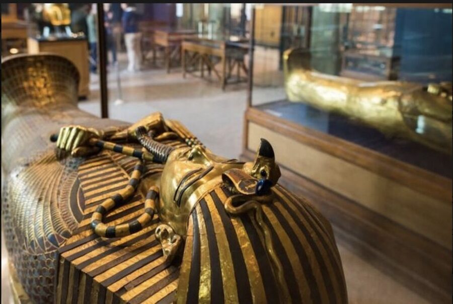 Cairo: Private Giza Pyramids, Egyptian Museum, & Bazaar Tour - Who gets the best value for $97