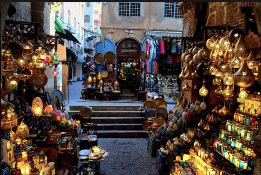 Cairo: Private Giza Pyramids, Egyptian Museum, & Bazaar Tour - Reading the Egyptian Museum in a single visit