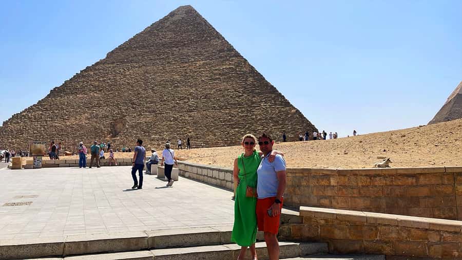 Cairo: Pyramids, Sphinx & Grand Egyptian Museum Private Tour - The guide and the private format