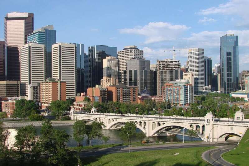 Calgary: 3.5-Hour Bus City Tour with Gasoline Alley Museum - East Village and Inglewood: Calgary beyond the tower