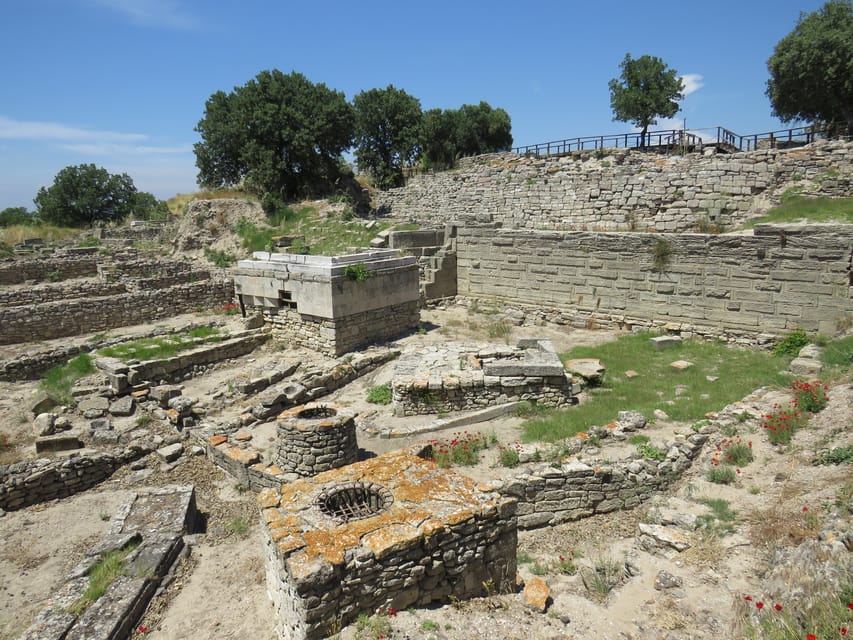 Canakkale: Full-Day Ancient Troy and Museum of Troy Tour - The Lunch Break Between Museum and Ruins