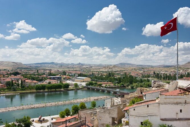 Cappadocia Red Tour (with zelve Open Air Museum and Paşabağ) - Why the small group improves the day