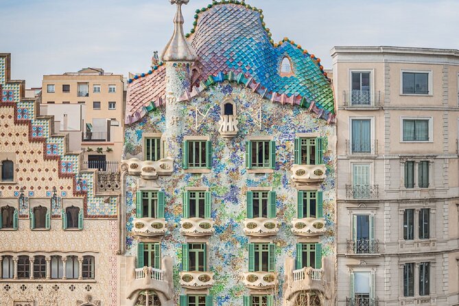 Casa Batllo Fast Track Tour with Optional White Rabbit Museum - Casa Batlló at 3 pm: a quick start in the heart of Barcelona