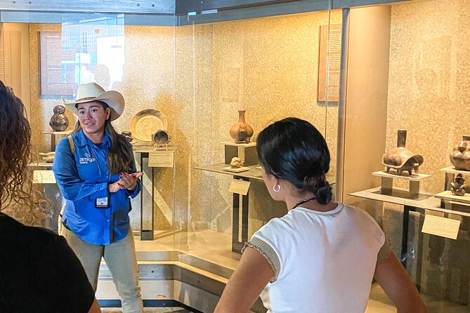 Chapultepec Castle & Anthropology Museum Tour - Crossing Chapultepec Park to the castle