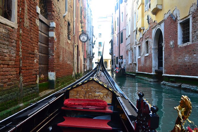 Charming Gondola Ride on the Grand Canal & Gondola Gallery™ - Morning, sunset, and evening departures