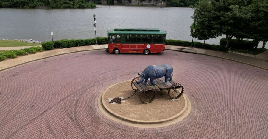 Chattanooga: City Trolley Tour with Coker Museum Visit - From the Chattanooga Choo Choo to the city’s main sights