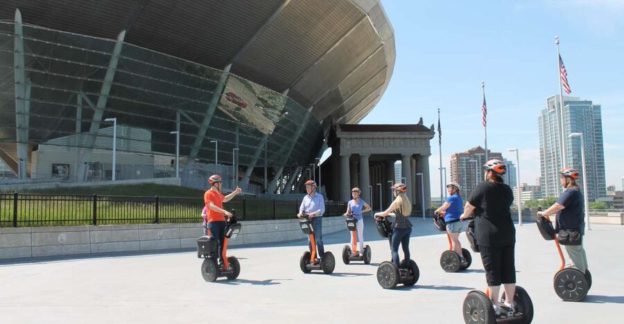 Chicago: Lakefront and Museum Campus Segway Tour - Grant Park, Gardens, and the Bean