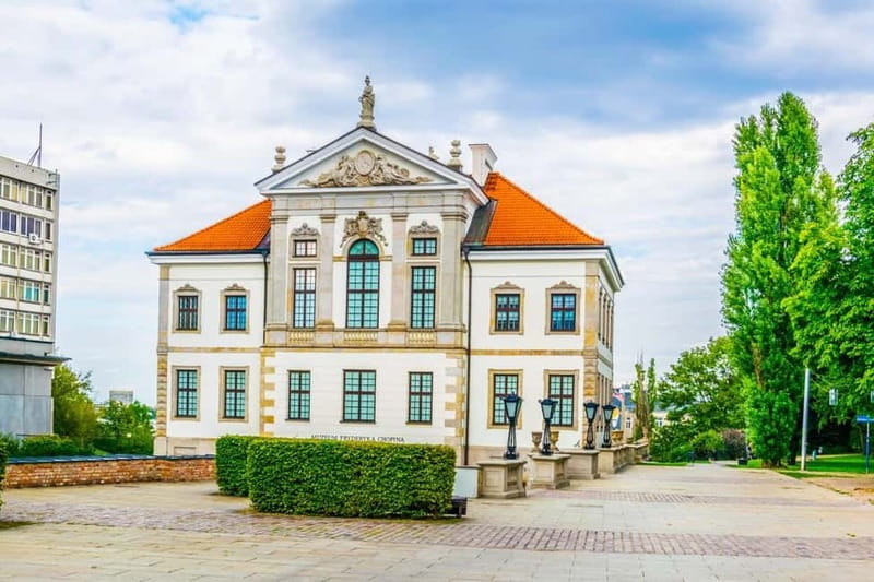 Chopin Tour in Warsaw with Skip-the-line Museum & Concert - Key points to know before booking