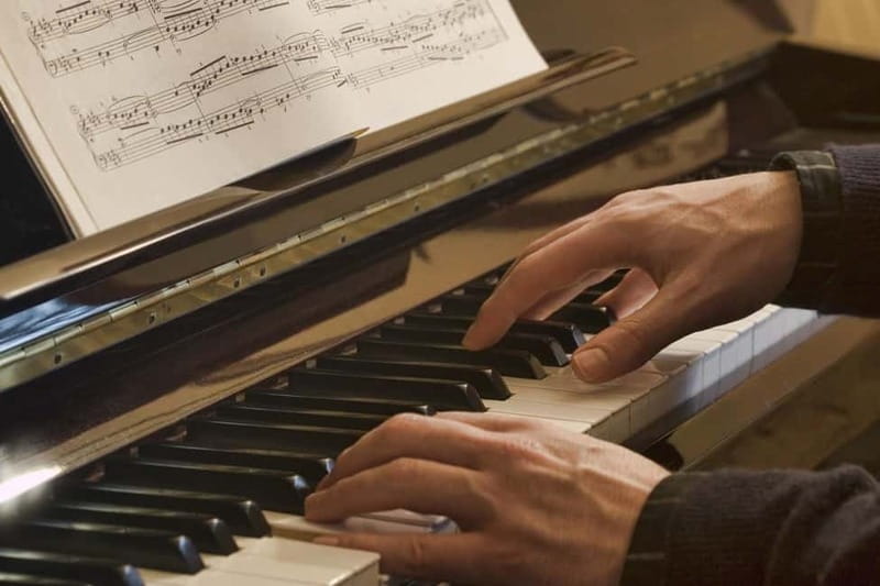 Chopin Tour in Warsaw with Skip-the-line Museum & Concert - Zamoyski Palace and the story of Chopin’s piano
