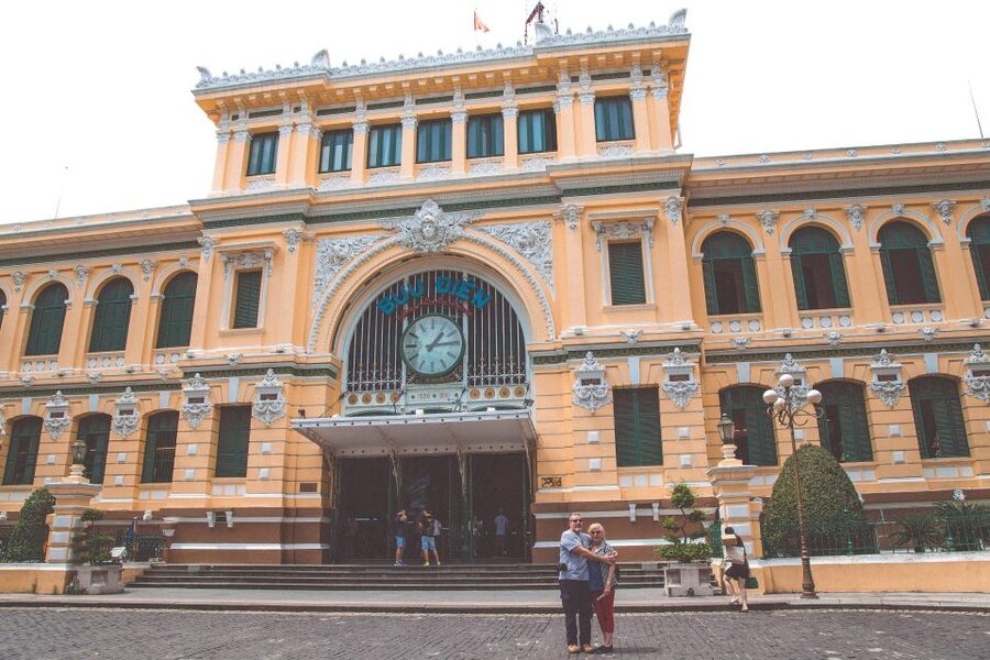 City Tour By Motorbike w/ War Museum & Reunification Palace - Reunification Palace and the moment Saigon changed