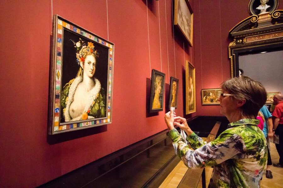 Combo Ticket: Kunsthistorisches Museum & Imperial Treasury - Who will enjoy this combo most