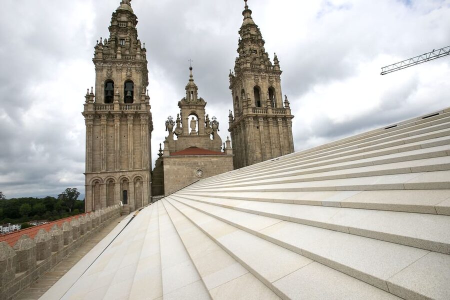 Complete Tour of Santiago Cathedral: Pórtico da Gloria and Museum - A practical plan for the day