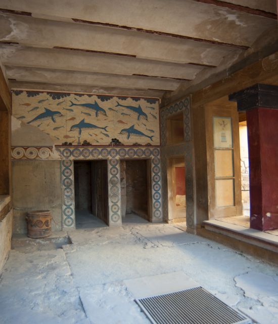 Crete: Knossos Palace and Museum Skip the line Guided tour - Why Knossos deserves the first two hours