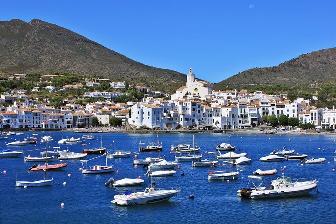 Dali Museum & Cadaques Small Group Tour with Hotel pick-up - A scenic change at Cadaqués