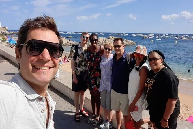 Dali Museum, Figueres & Cadaques Private Tour with Hotel pick-up - Figueres and the museum Dalí built himself
