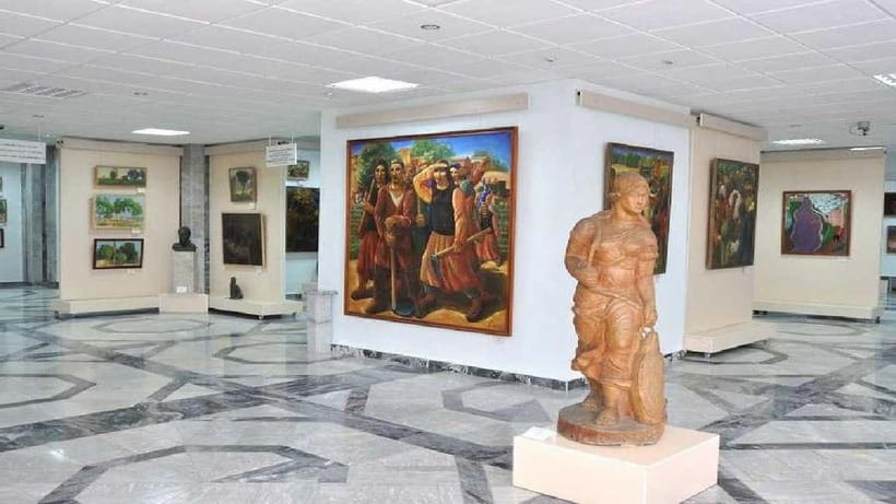 Daytrip From Khiva to Savitsky Museum & Mizdakhan & Chilpik - Mizdakhan Necropolis, Mausoleums, and Legends