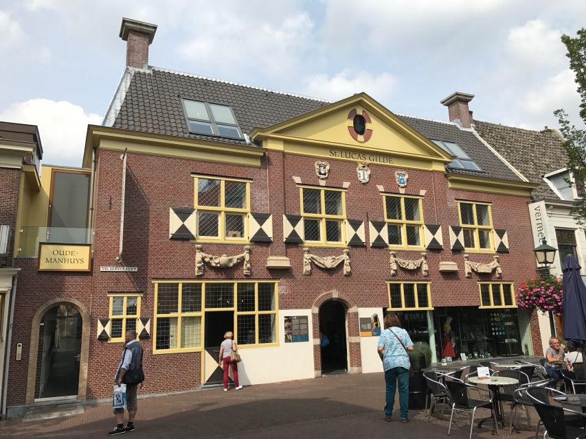 Delft: Vermeer Centrum Delft Museum Entry Ticket - See how a camera obscura changes a picture