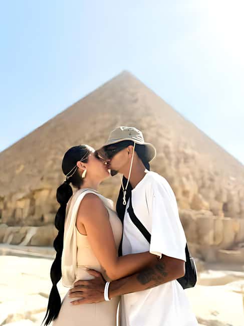 Discover Cairo: Pyramids, Museum & Sphinx Tour from Hurghada - Key points to know before you book