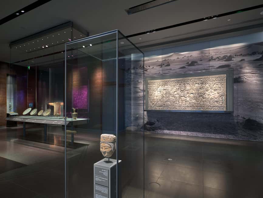 Doha: Museum of Islamic Art Admission Ticket - What makes the building and views worthwhile