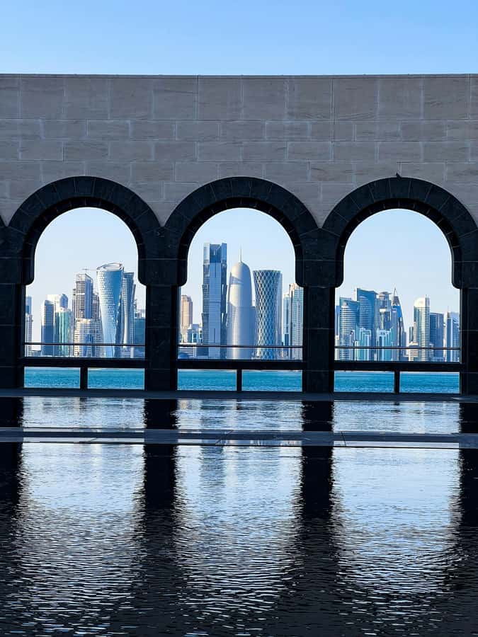 Doha: Visit Souq Waqif, Katara, Pearl, Museum, Cornishe - What the private vehicle changes