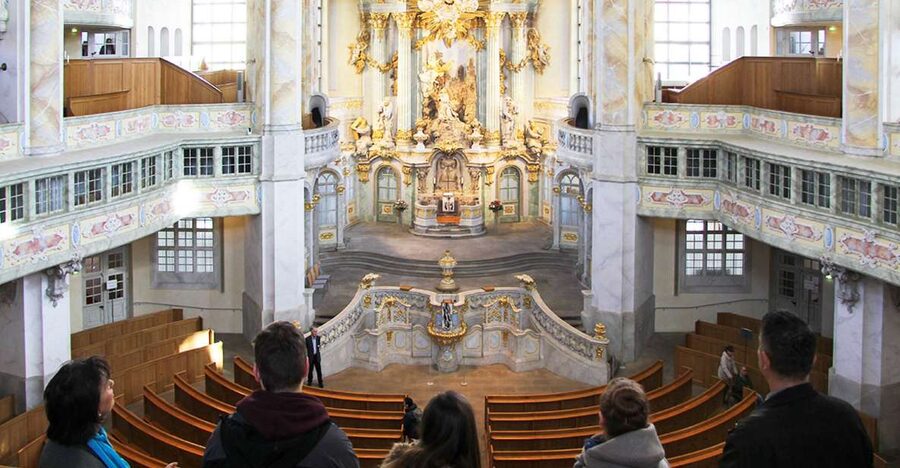 Dresden: Church of Our Lady Guided Tour of Gallery - Meeting at Door C and entering the church