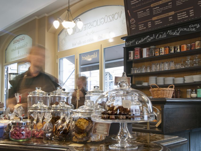 Dresden: Guided Walking Tour and Chocolate Museum Ticket - Zwinger and the Baroque view