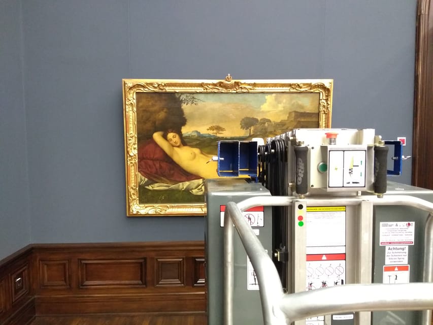 Dresden: Ticket + Tour Gallery Old Masters - Titian, Giorgione, and the Sleeping Venus
