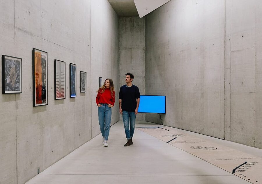 Düsseldorf: Art:walk museum pass - Kunsthalle keeps the program contemporary and focused