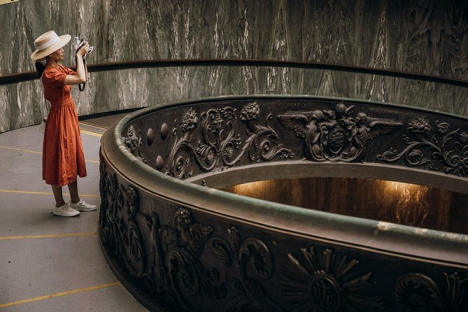 Early Vatican Museums Tour: The Best of the Sistine Chapel - The Sistine Chapel is the emotional centerpiece