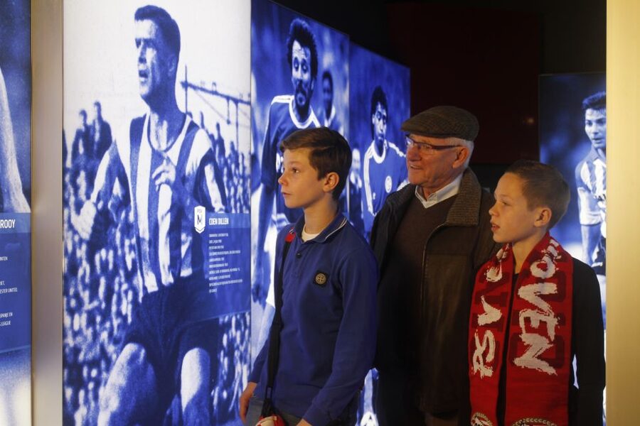 Eindhoven: PSV Museum Entry With Optional Stadium Tour - The stadium tour: from tunnel to pitch